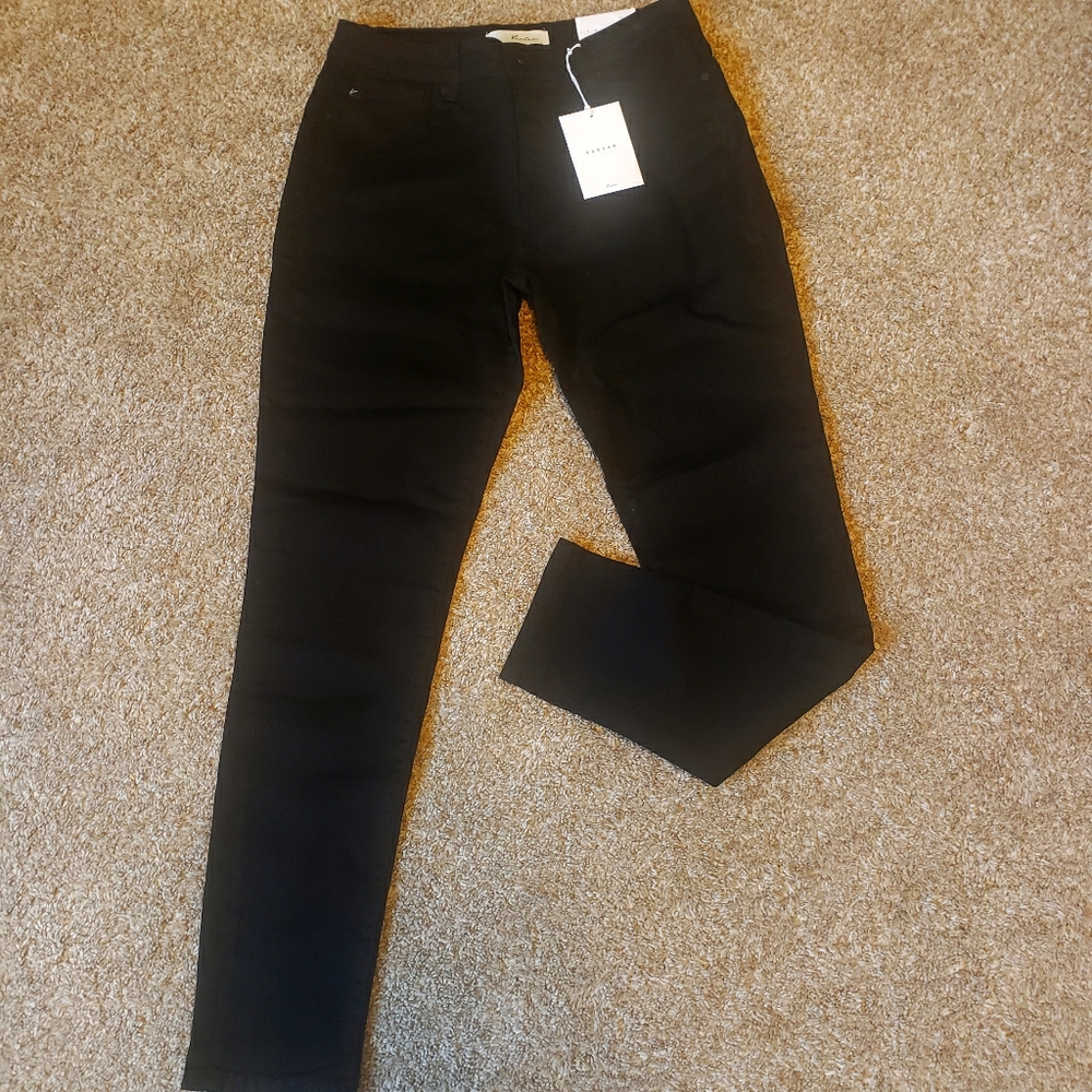 Rich black Kancan pants, Estilo